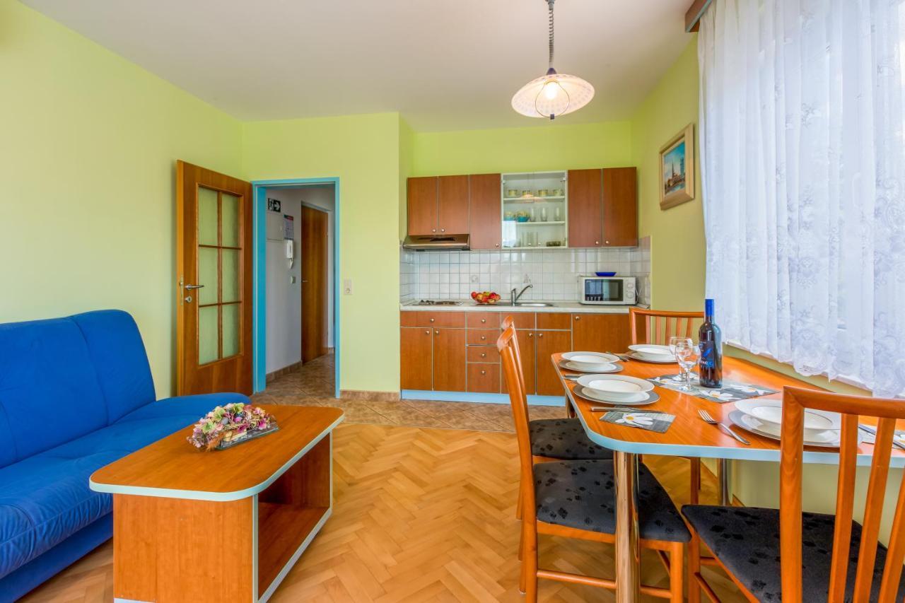 קריקווניצה Apartmani Ilicevic מראה חיצוני תמונה