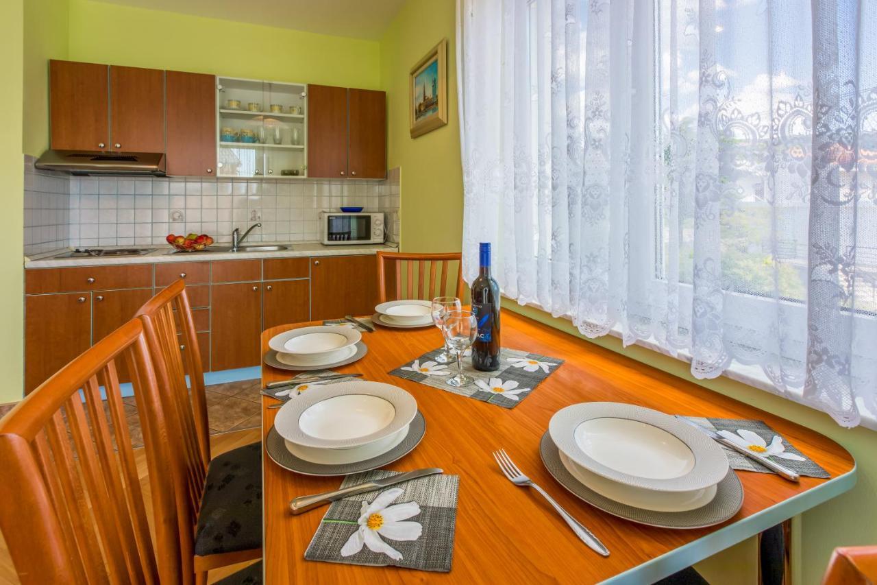 קריקווניצה Apartmani Ilicevic מראה חיצוני תמונה